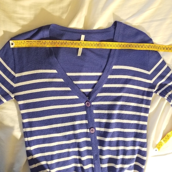 Striped buttun up cardigan - Picture 8 of 9